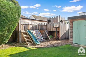 Photo 15- click for photo gallery